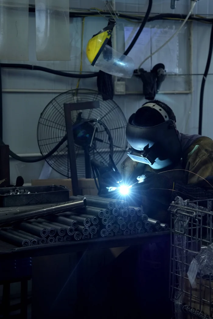 Monitor-arm assembly at ThunderTech